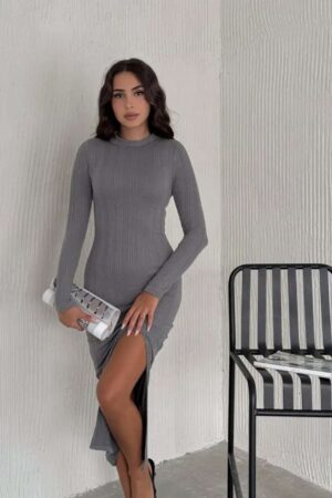 Rochie stilizată cu textură în rips și accent expresiv R1144