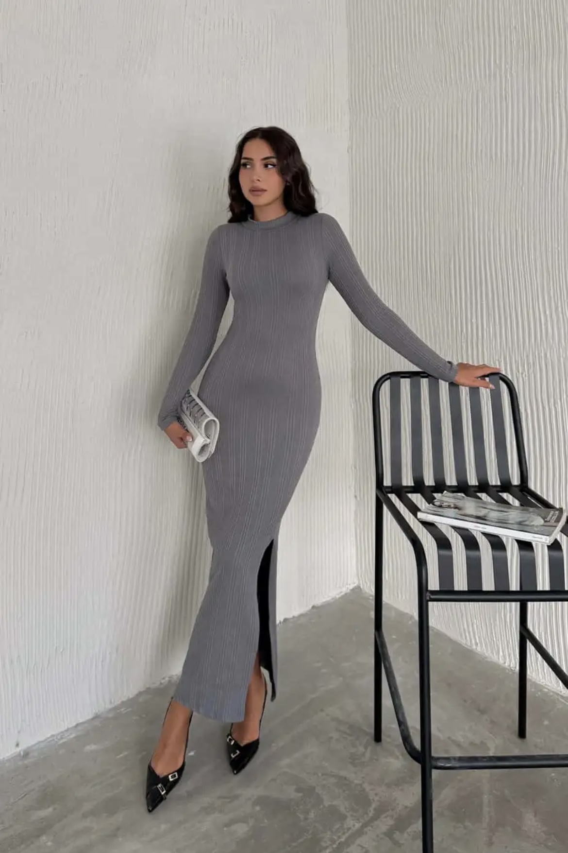 Rochie stilizată cu textură în rips și accent expresiv R1144